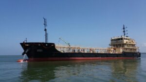 GSL Delivers “Second 1000t Fuel Barge” Ahead of Schedule to Indian Navy